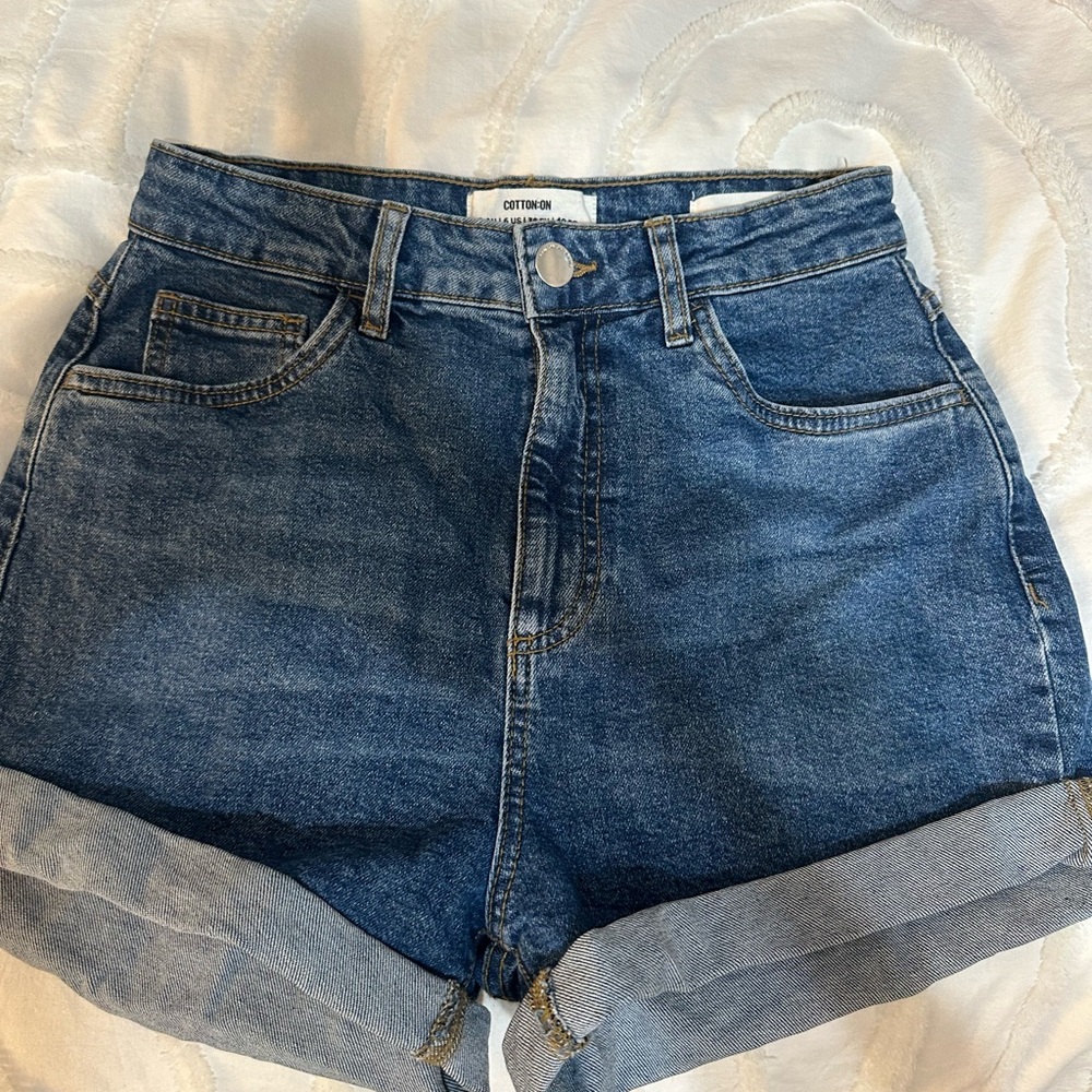 Cotton On High Rise Strech Shorts